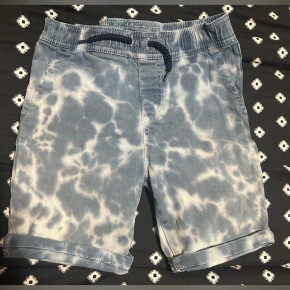 💰2/$10 kids Joes Stonewashed denim shorts-size 5/6 - Picture 1 of 7
